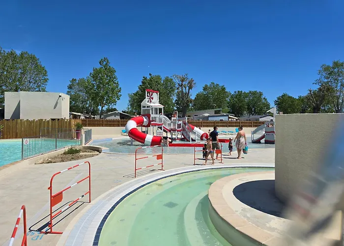 Mobilhome Lodge 3 Chambres, 500M Plage, Camp 5 Etoiles